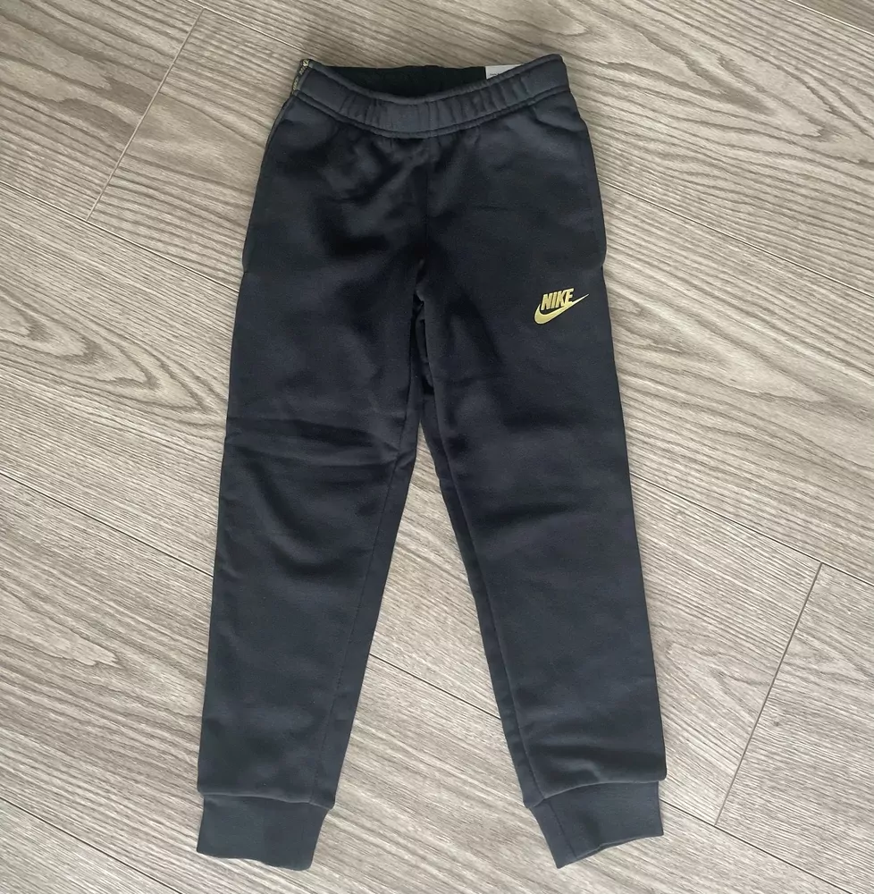 Dětské tepláky Nike
