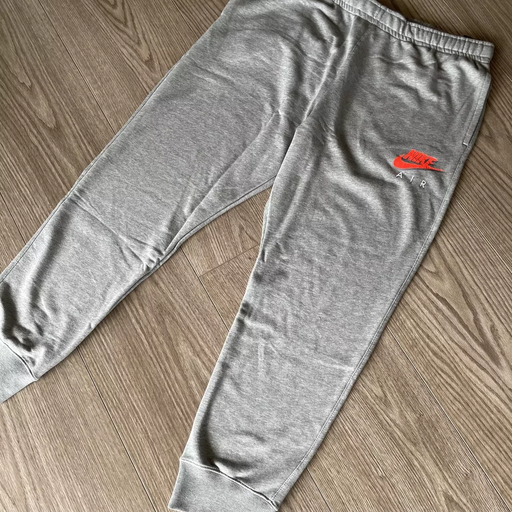 Pánské tepláky Nike