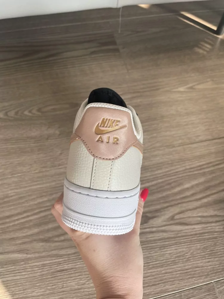 Dámské boty Nike Air Force 1