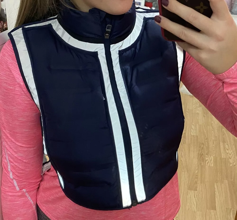 Dámská reflexní vesta Nike