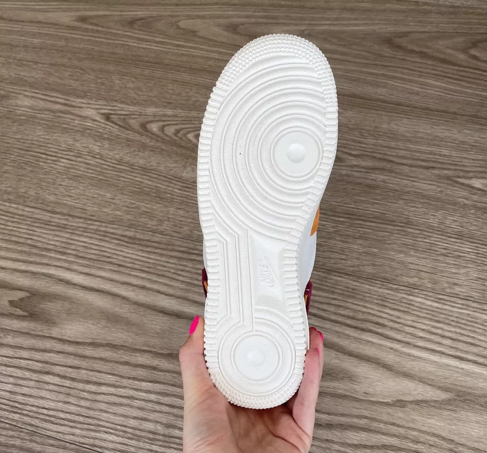 Dámské boty Nike Air Force 1 LXX