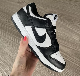 Dámské boty Nike Dunk Low NBY