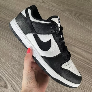Dámské boty Nike Dunk Low NBY
