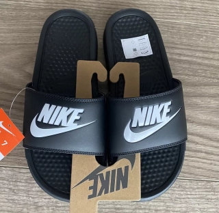 Pantofle Nike